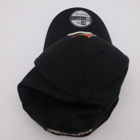 Miami Marlins Men’s New Era 39Thirty Flex Fit Hat - Picture 5 of 15